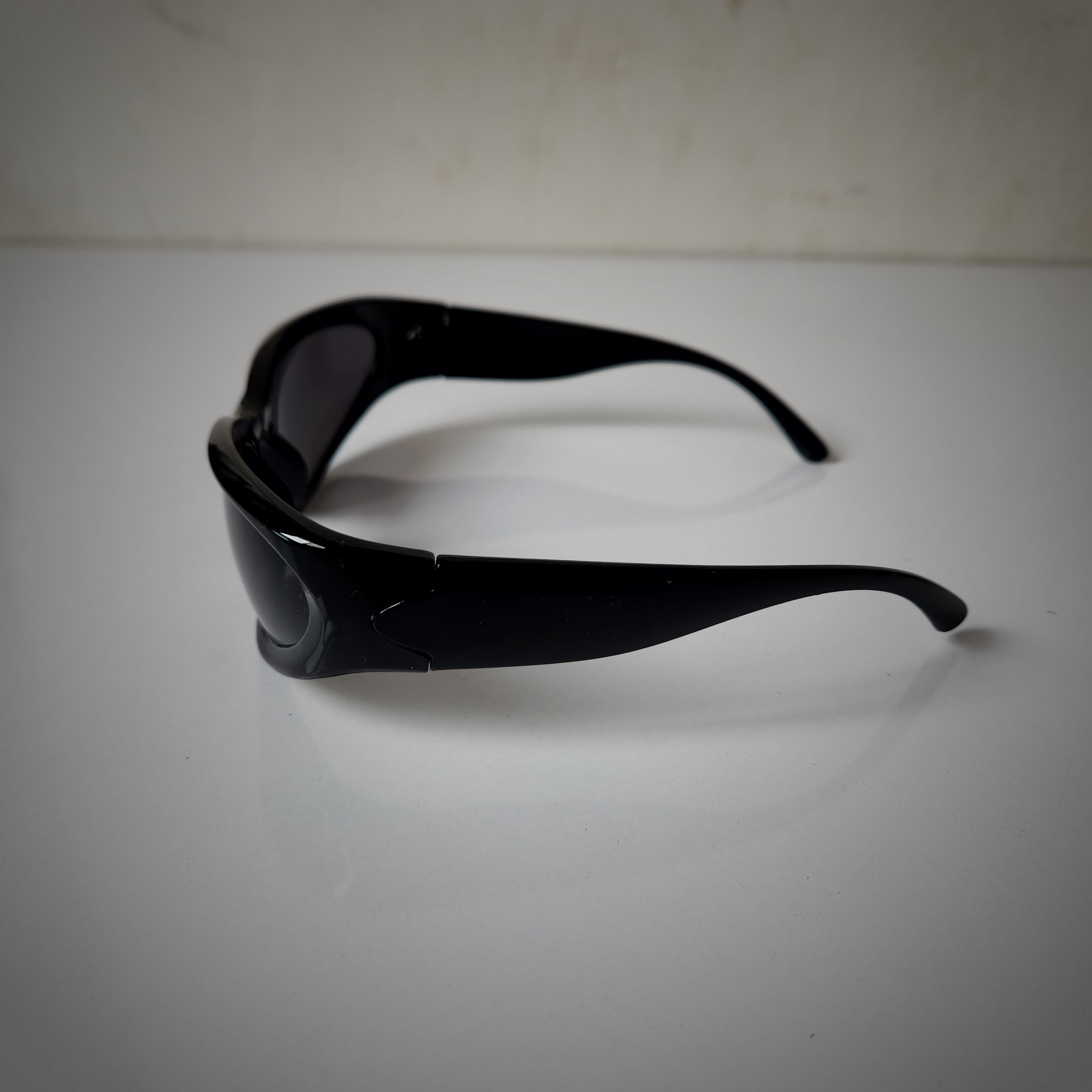 Y2k Glasses (Black)
