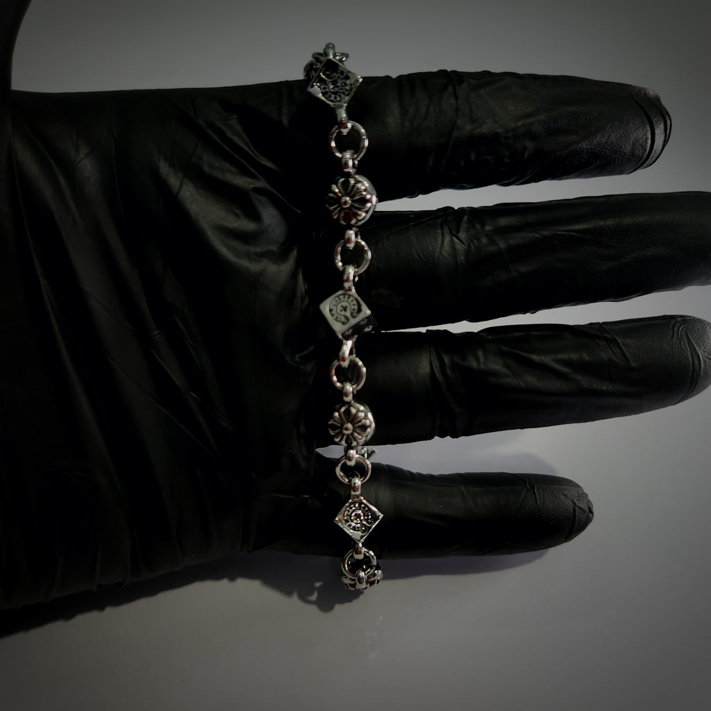Iron Dice Crucifix Bracelet (Chrome Hearts) (ZX-864)