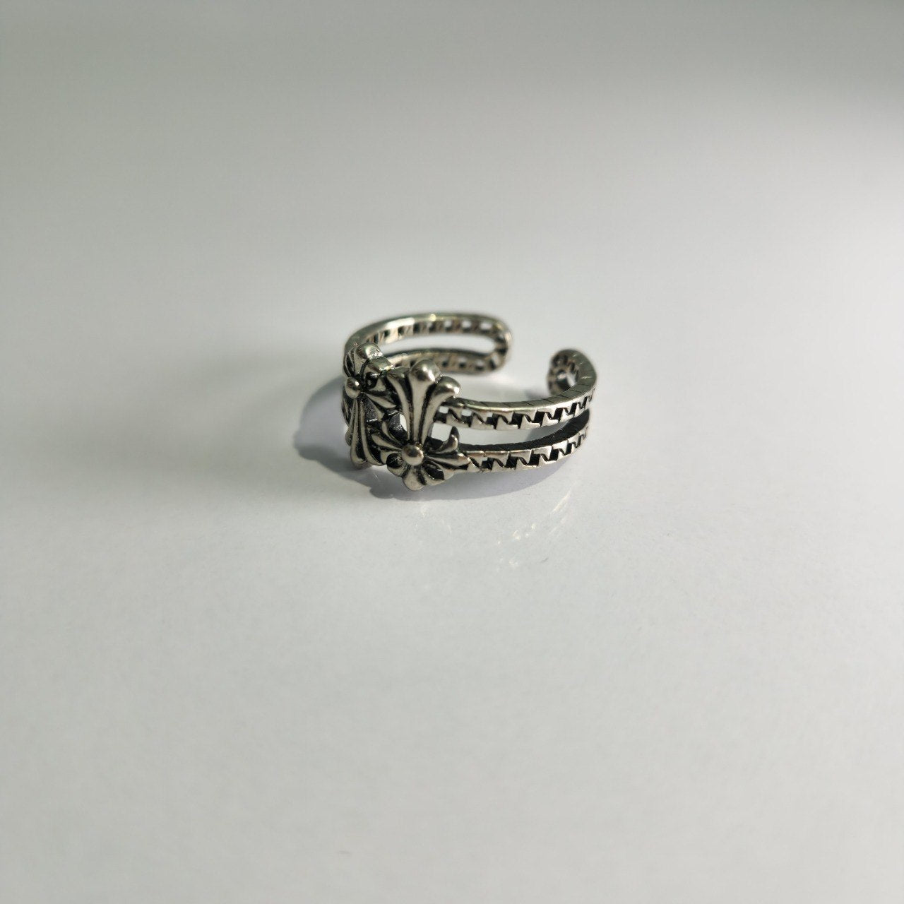 Chrome Heart Ring (CH-25) – ZeonX