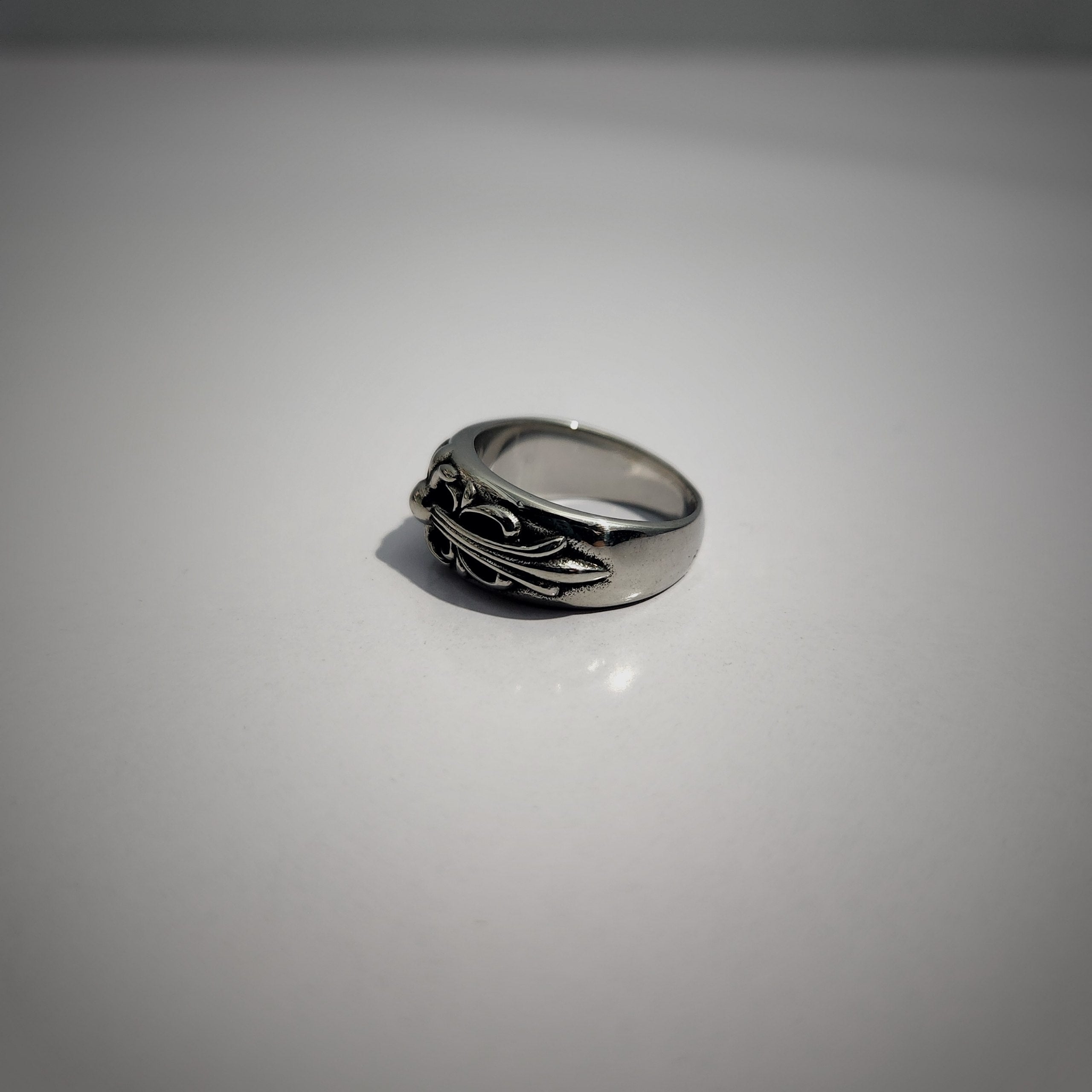Chrome Heart Ring (CH-54) – ZeonX