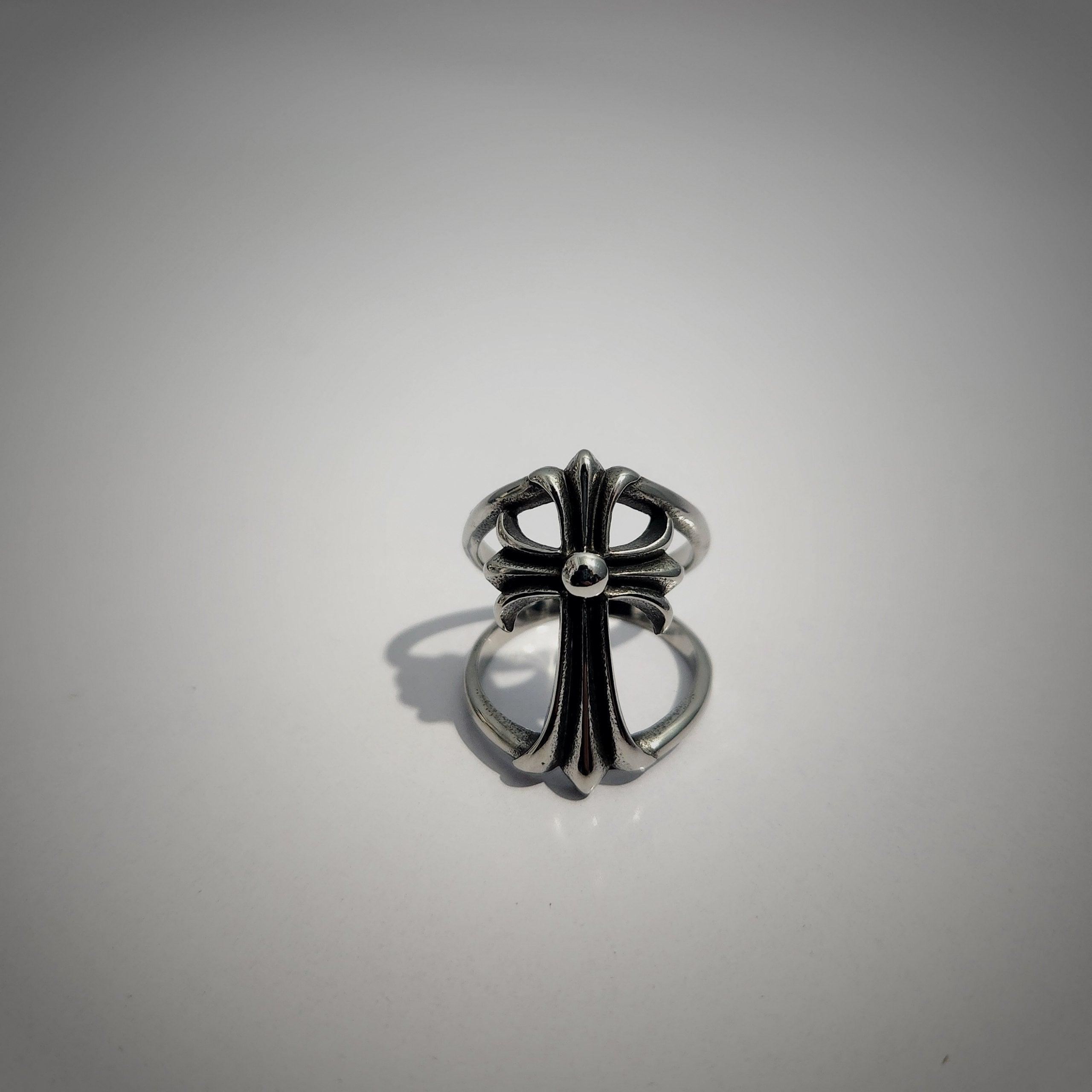 Chrome Heart Ring (CH-55) – ZeonX
