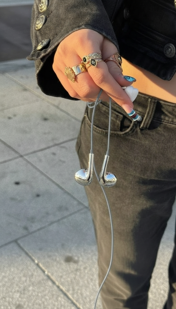 Chrome Premium Earbuds (C-Type)
