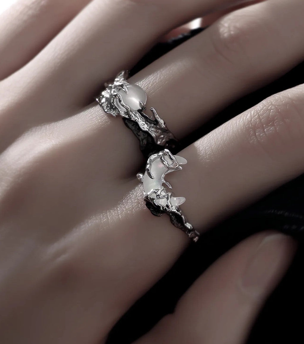 Lunaris Shadow Ring (ZX-734)