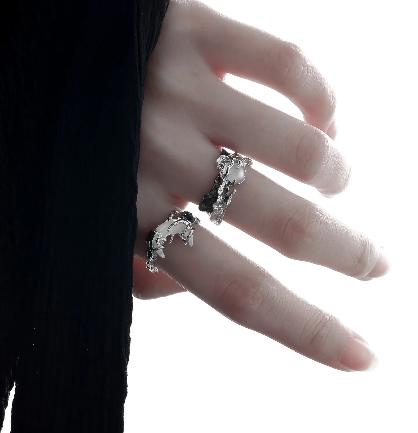 Lunaris Shadow Ring (ZX-734)
