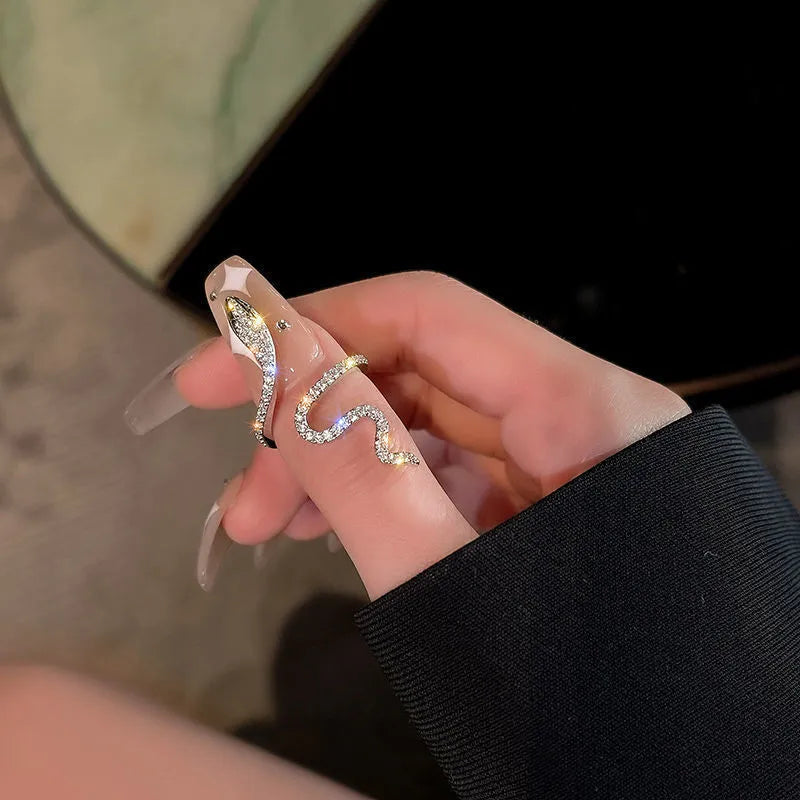 Serpentine Luxe Crystal Ring (Code-ZX#773)