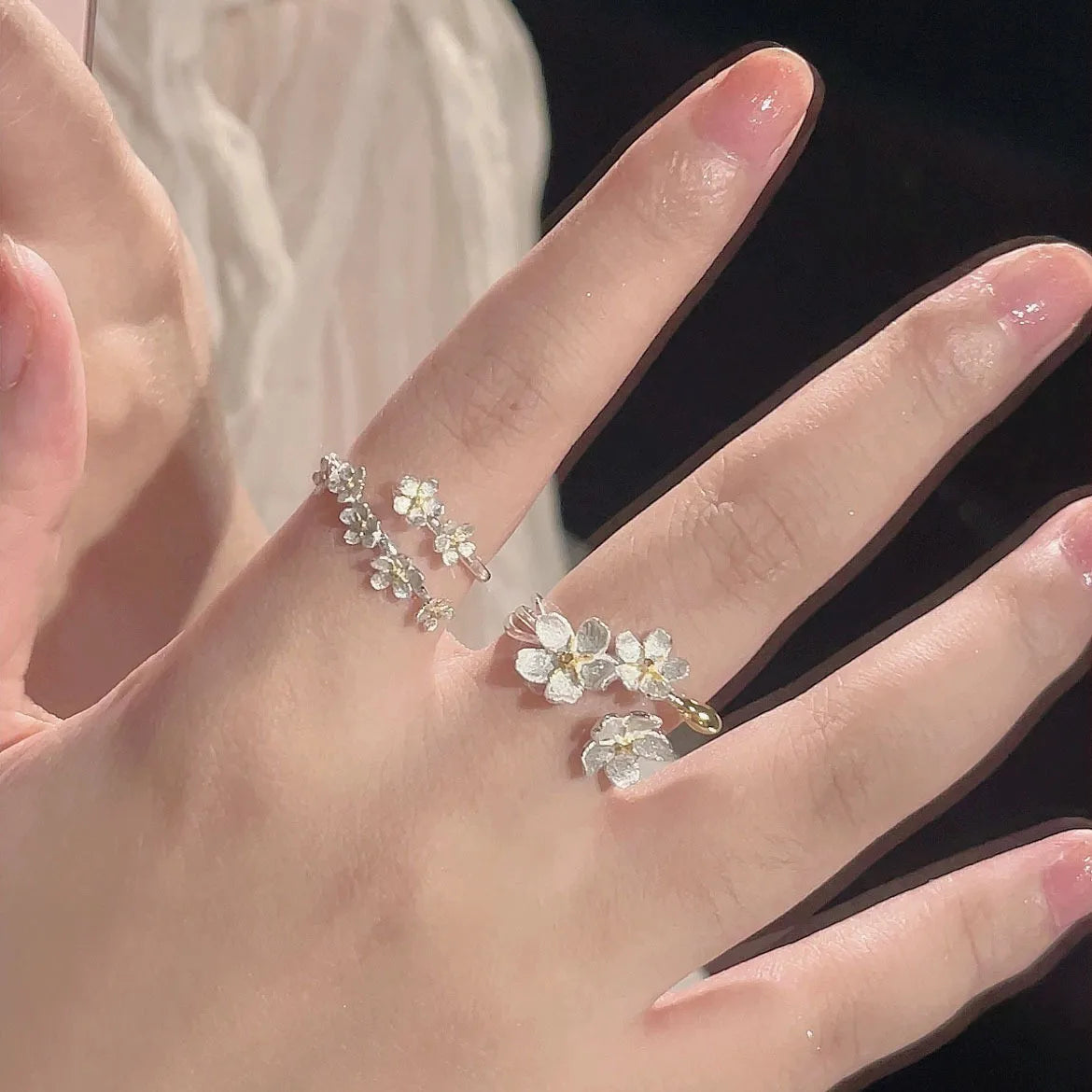 Vintage Silver Flower Ring – Retro European Court Style(Code: ZX#118)