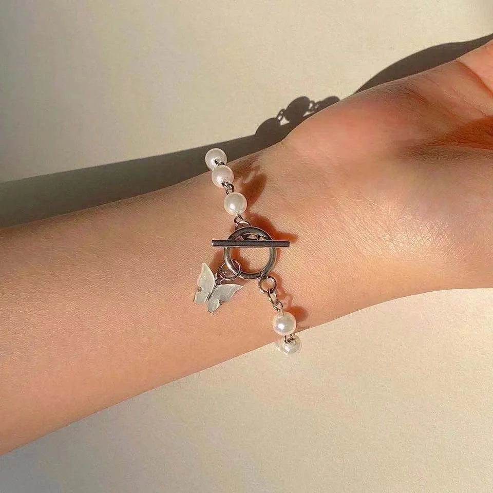 Butterfly Pearl Toggle Bracelet – (Code: ZX#38)