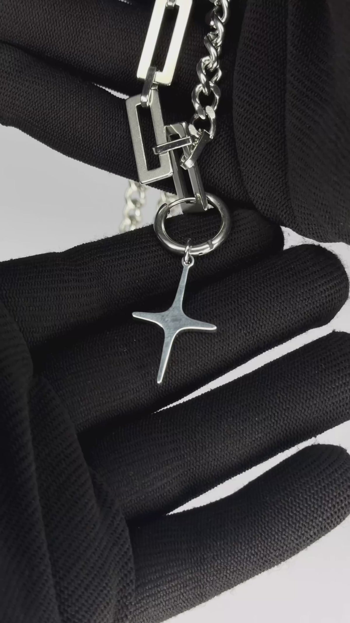 Dual Link Cross Chain & The Pendent Can Be Earring