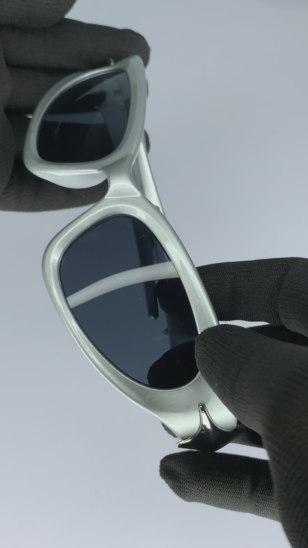 Y2K - Silver Chrome Viper Glasses